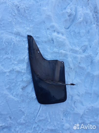 Брызговик задний левый правый Prado 150 Прадо 150