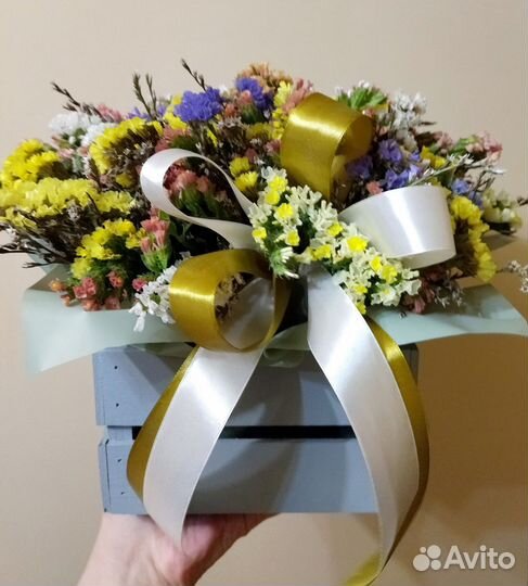 Композиция из статицы