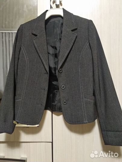 Школьный пиджак на девочку 122-128