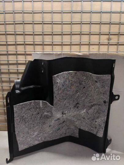 Обшивка багажника левая hyundai accent tagaz