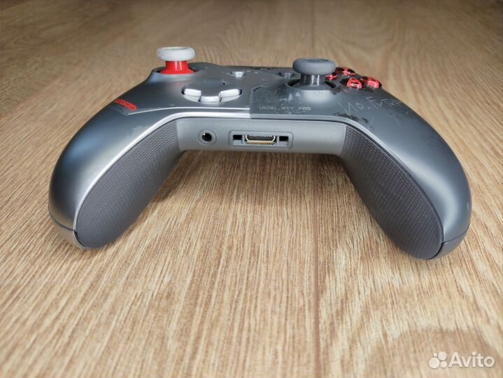 Геймпад для Xbox One Cyberpunk 2077