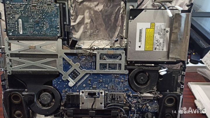 iMac 2009 (на запчасти)