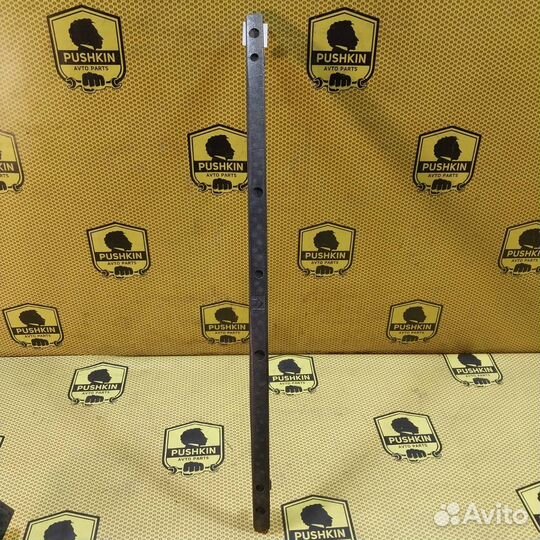 Наполнитель/абсорбер заднего бампера Nissan Juke