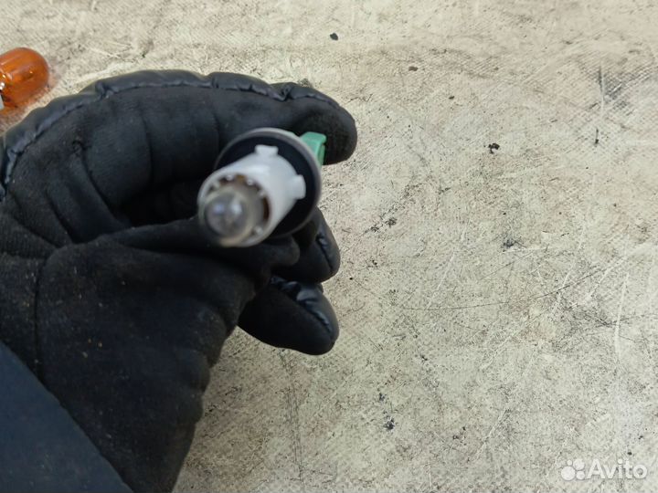 Габарит в фару Honda CR-V CRV 2004-2006