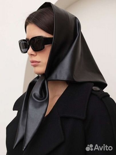 Новые, стильные, кожаные косынки