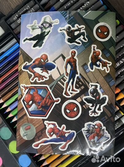 Набор для рисования в чемоданчике