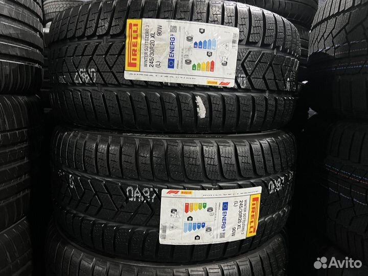Pirelli Winter Sottozero 3 245/30 R20 и 305/30 R20 88W