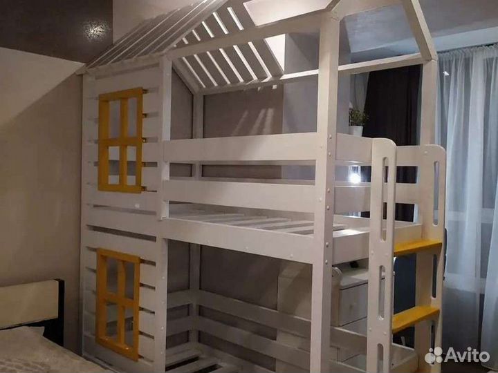 Кровать детская