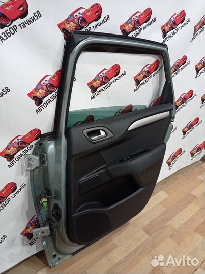 Дверь задняя правая в сборе Citroen C4 2011