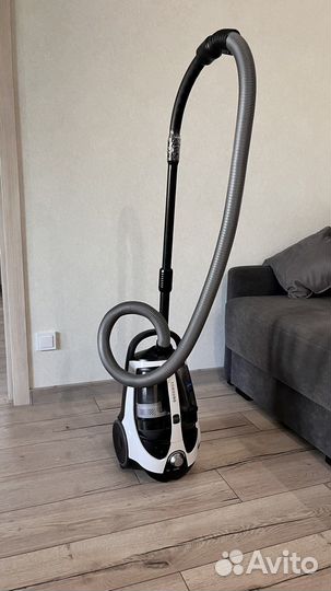 Пылесос Samsung на запчасти или под ремонт
