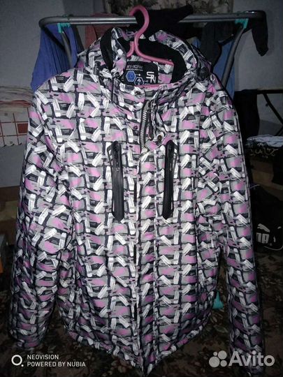 Куртка горнолыжная