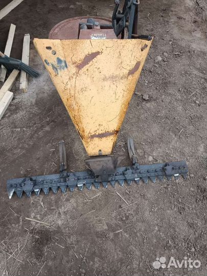 Косилка навесная на мотоблок,захват 1.1 метра