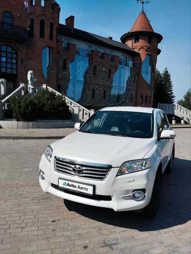 Toyota RAV4: фото владельца