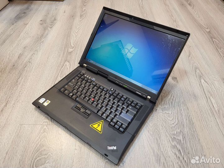 Lenovo Thinkpad R61i/C2D/15.4