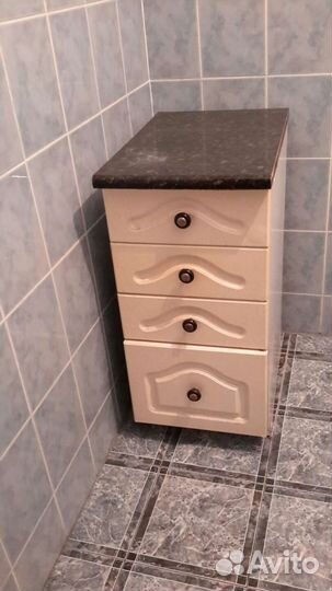 Тумба бесплатно (даром)