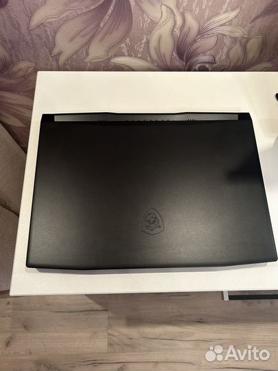 Игровой ноутбук MSI GF66 Katana 11UE-407XRU