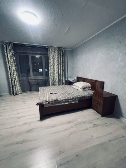 2-к. квартира, 58 м², 1/9 эт.