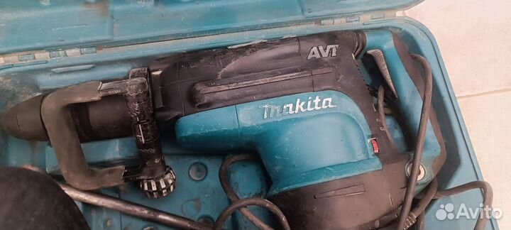 Перфоратор Makita hr5211c