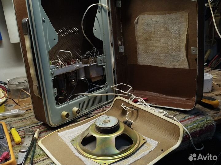 Проигрыватель винила Юность 301 электрофон