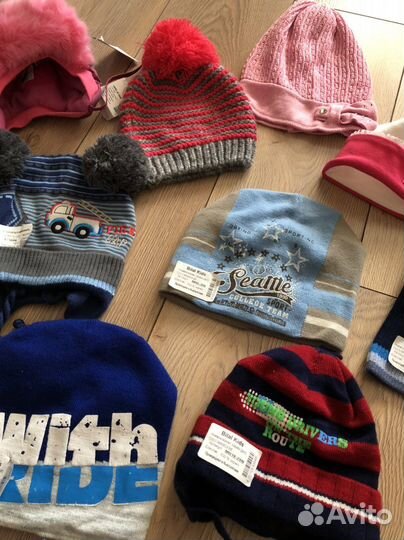 Шапка детская много разных новые