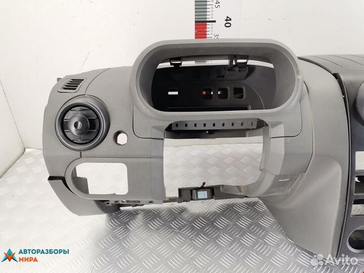 Панель передняя салона (торпедо) Ford Fusion 2004