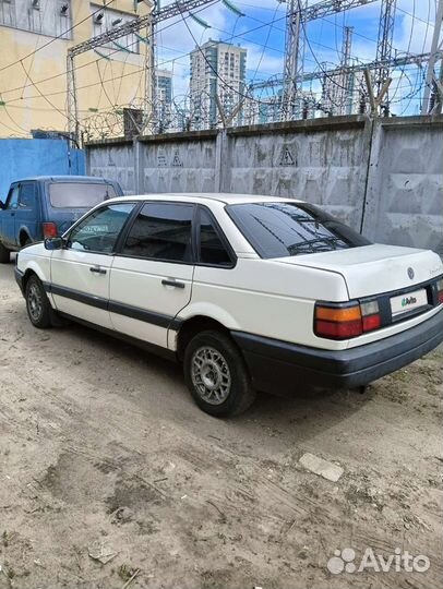 Volkswagen Passat, 1988