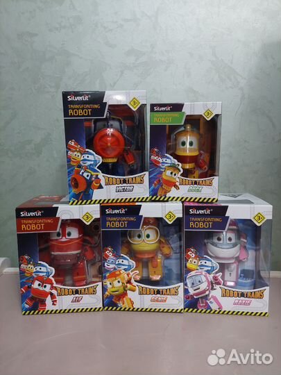 Роботы поезда трансформер Robot Trains новые