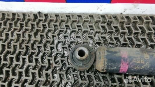 Амортизатор задней балки toyota corolla E15 (EDN07