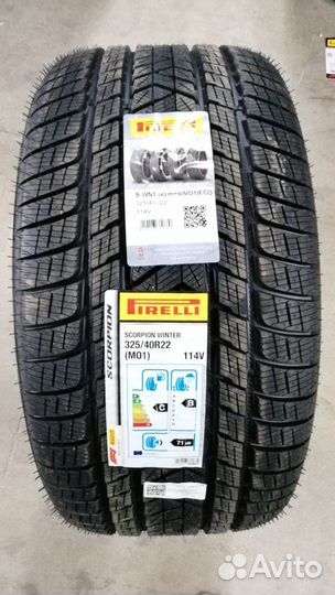 Pirelli Scorpion Winter 325/40 R22 114V