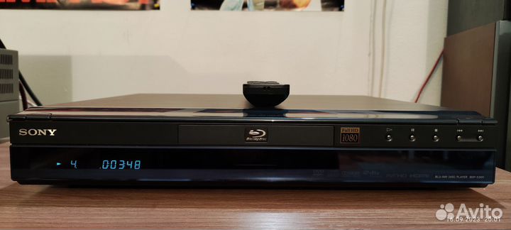 Blu-ray плеер Sony BDP-S300