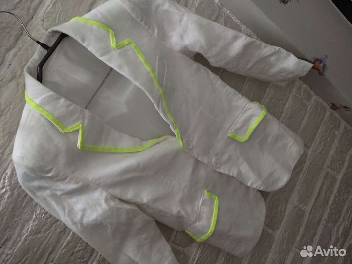 Белый льняной пиджак marks & Spencer 128 см