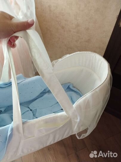 Переноска на выписку+ вещи в подарок