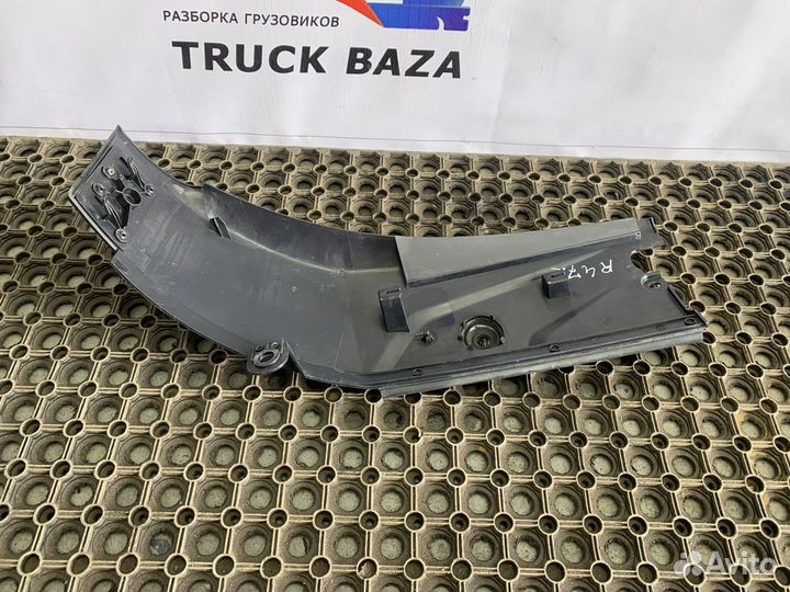 Угол жабо левый Renault T