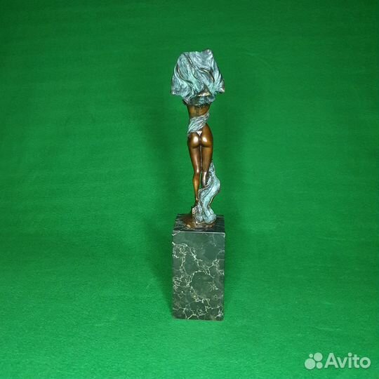 Скульптура из бронзы Танец с шалью (цвет)