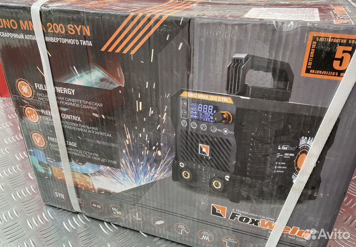Профессиональный сварочник MMA TIG Foxweld 200А