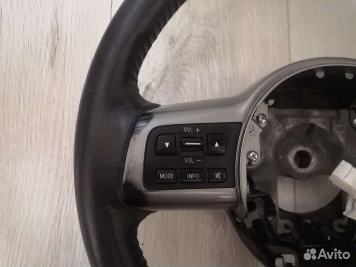 Рулевое колесо Mazda 2 DE