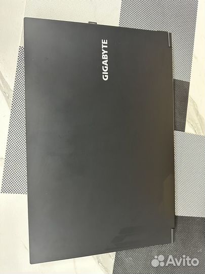 Ноутбук gigabyte G5 gaming laptop