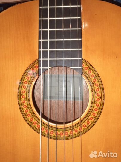 Счастливая гитара Yamaha C-40 с чехлом