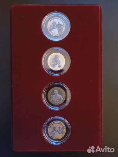 Памятные монеты банка России