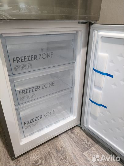 Холодильник новый Thomson