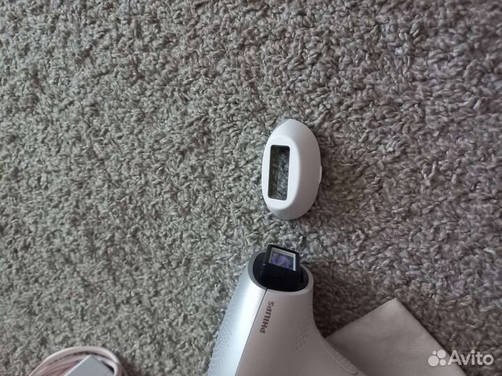 Фотоэпилятор Philips Lumea Advanced