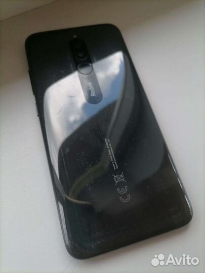 Телефон Redmi 8