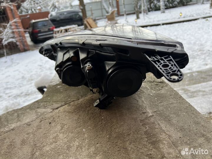 Фара Geely Atlas pro галоген правая