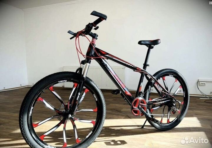 Горный велосипед на литых дисках