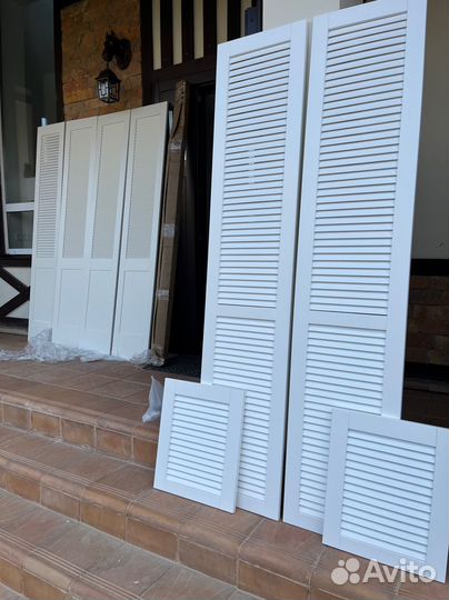 Жалюзийные двери и шкафы от производителя