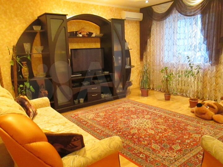 3-к. квартира, 145 м², 2/12 эт.