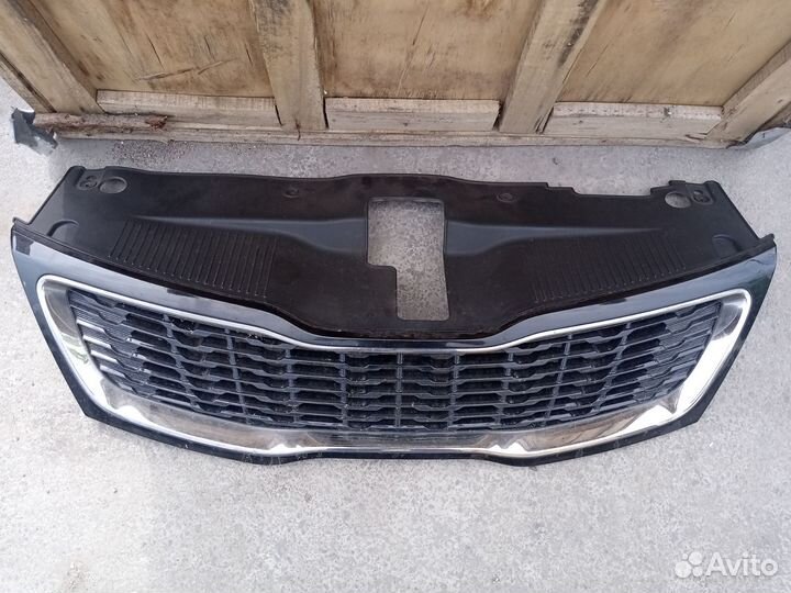 Решетка радиатора kia rio 3