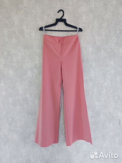 Костюм брючный женский р. 42 летний нарядный