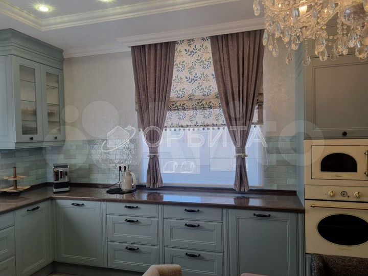 Дом 186,5 м² на участке 9,5 сот.