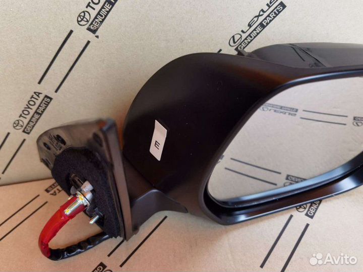 Зеркало правое Toyota Land Cruiser Prado 150